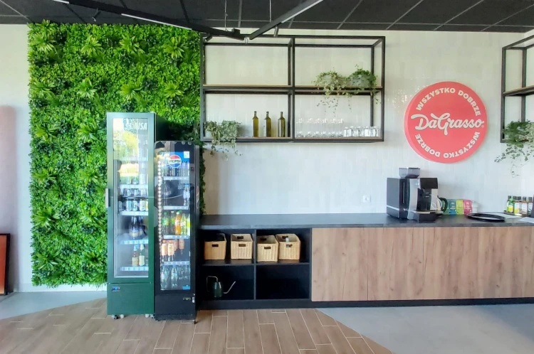 Panel zielony sztuczny zywoplot polana kuchnia pizzeria.jpg