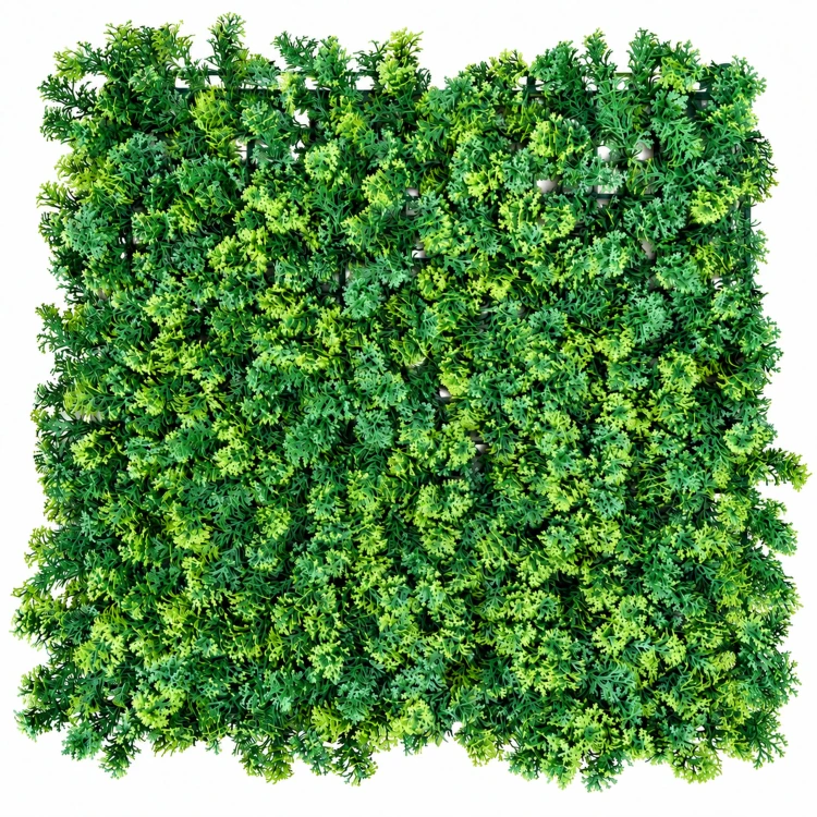 Mata sztucznej tui NB 235 marki Green'y – kwadratowy panel z drobnymi, rozgałęzionymi gałązkami w jasnych i ciemnych odcieniach zieleni. Dekoracja do zielonych ścian we wnętrzach, biurach, sklepach i na stoiskach targowych, bez podlewania i przycinania.